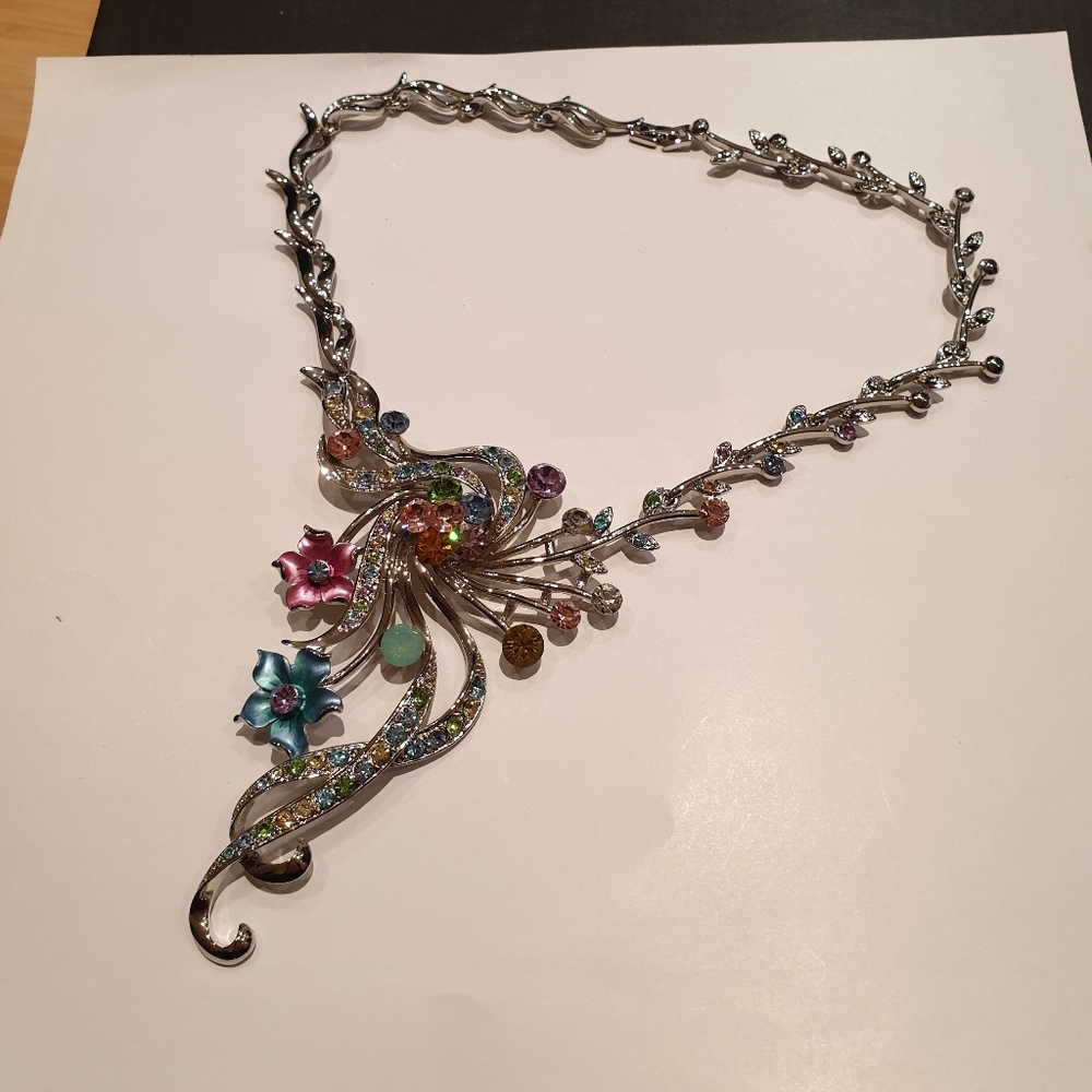 Big Statement Necklace with Swarovski Crystals